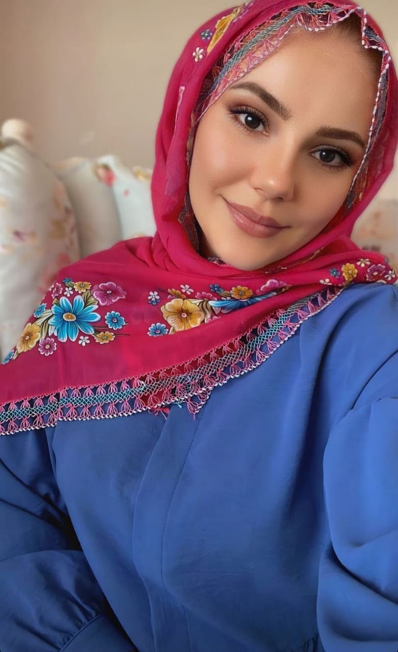 Bayat Mükemmel Kadın Escort Kaderin